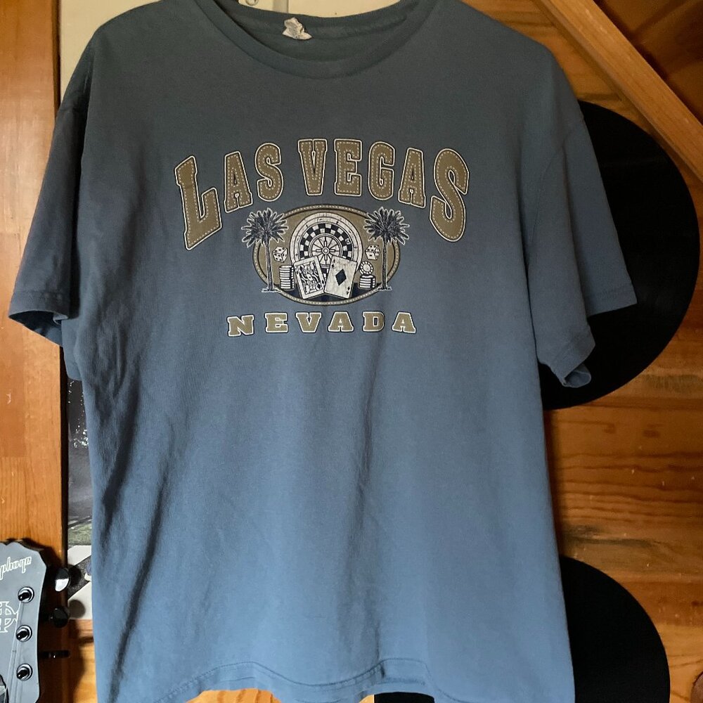 VINTAGE Las Vegas Nevada Casino Poker Dice Graphic T-Shirt | Size M
